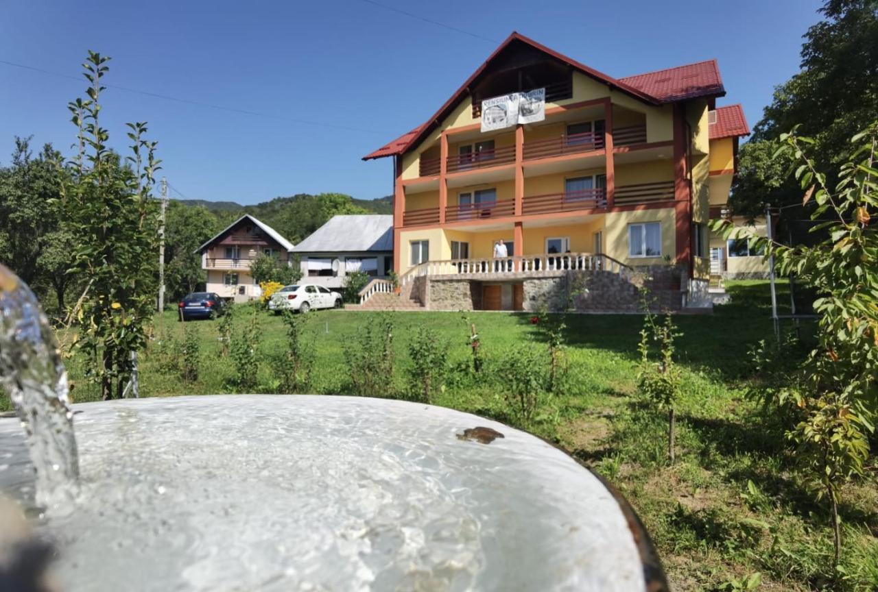 ホテル Casa Dobrin アレフ エクステリア 写真